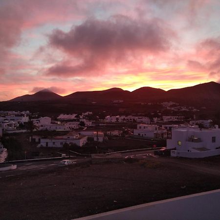 Tranquilidad Entre Volcanes Uga Exterior photo